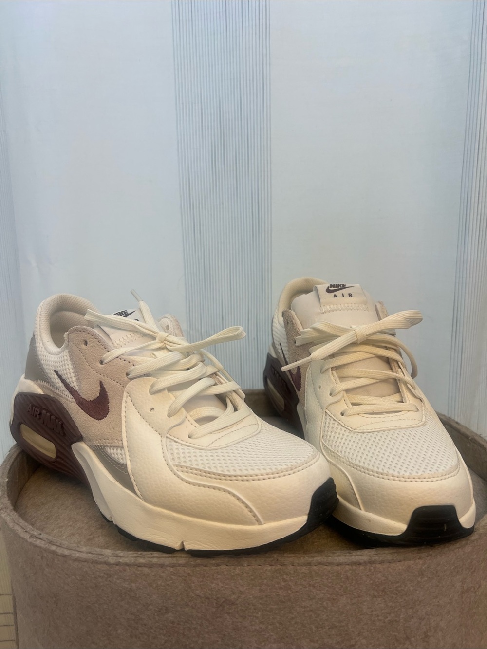 Nike Air Max Excee White & Purple sneakers! So in love with this color-way!